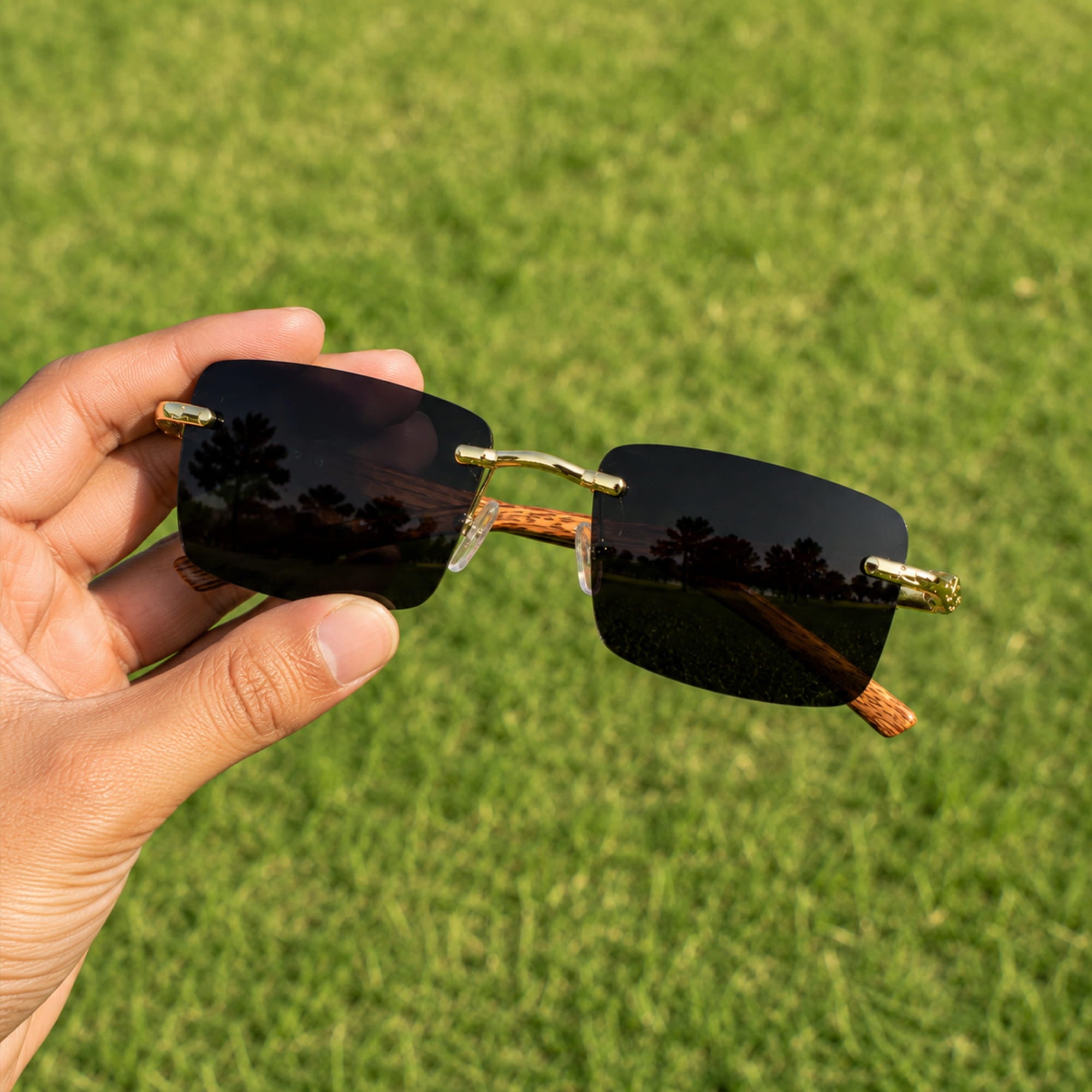 Cartier Photochromic Rimless Wooden Temple – Gold Edition
